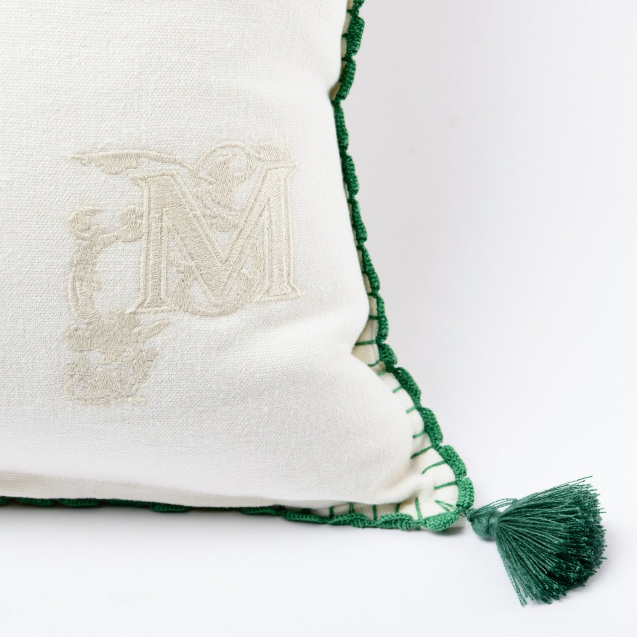 TRANSSILVANIAE FLORILEGIUM Linen Embroidered Cushion_Cushions_Mindthegap